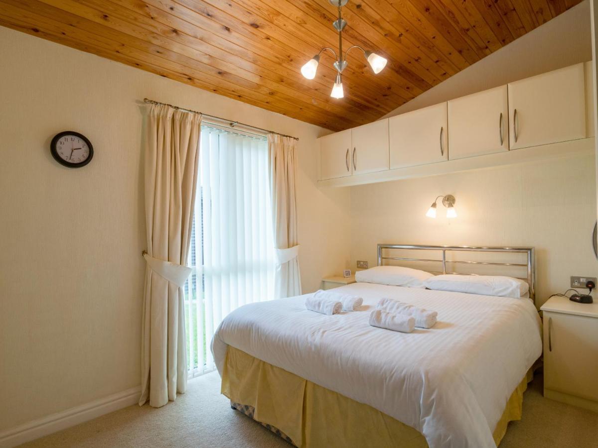 Finest Retreats - Whitsand Bay Lodge Torpoint Eksteriør bilde